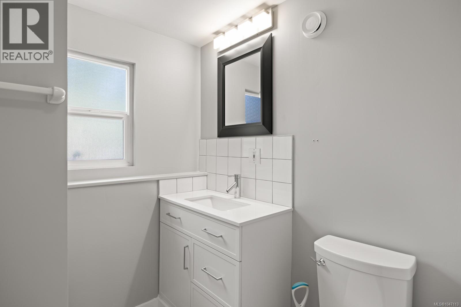 3944 Circle Dr - 32