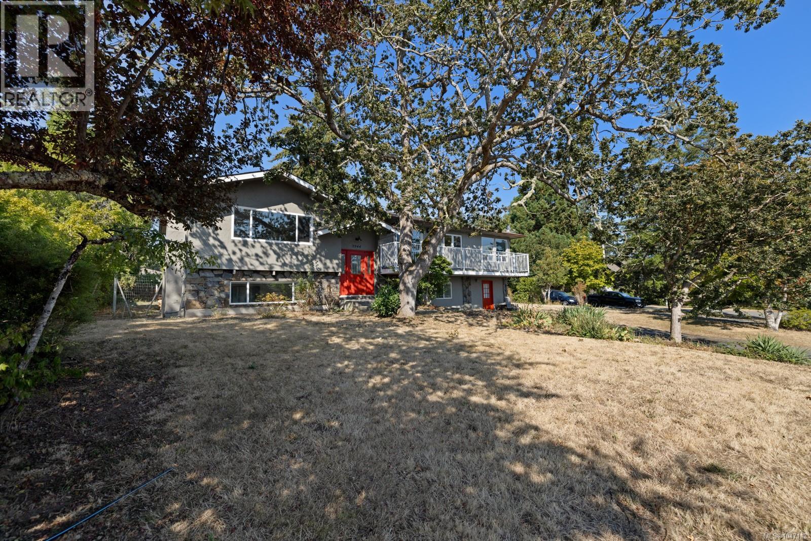 3944 Circle Dr - Image 5