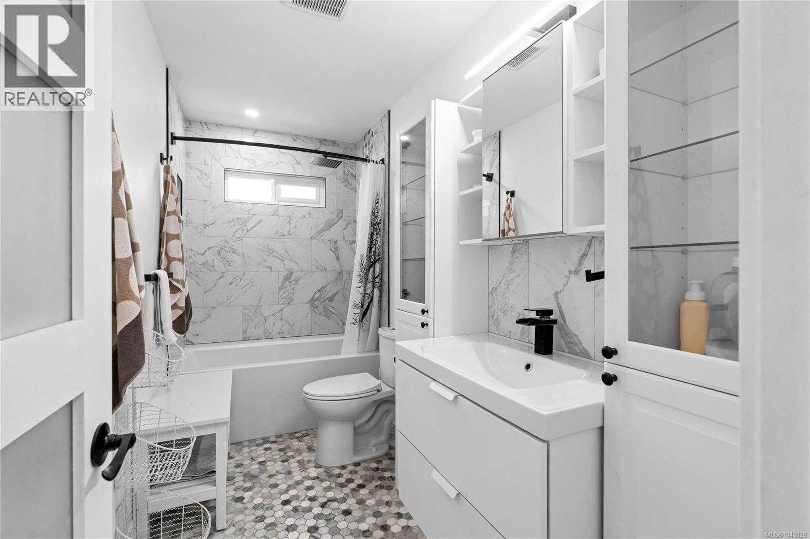 619 Sandra Pl - Image 24