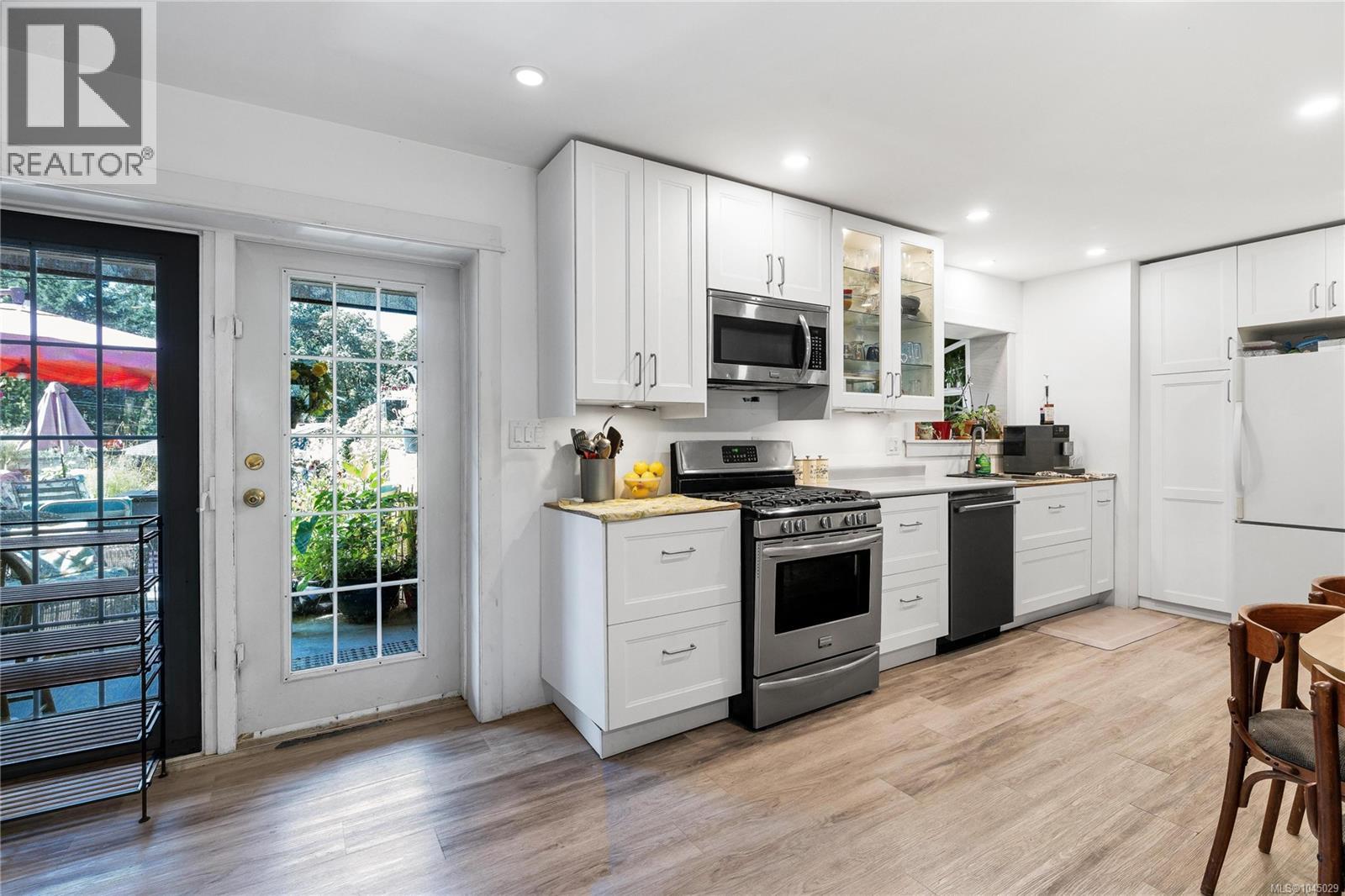 619 Sandra Pl - Image 33