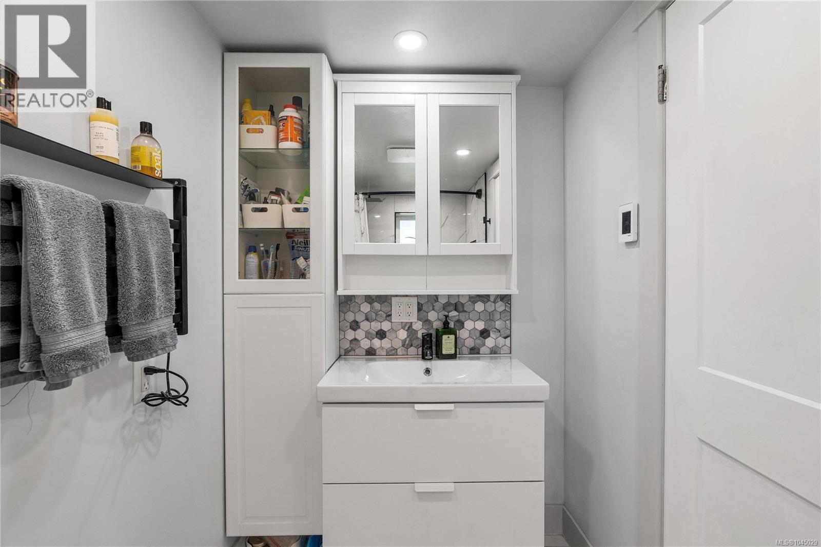 619 Sandra Pl - Image 44