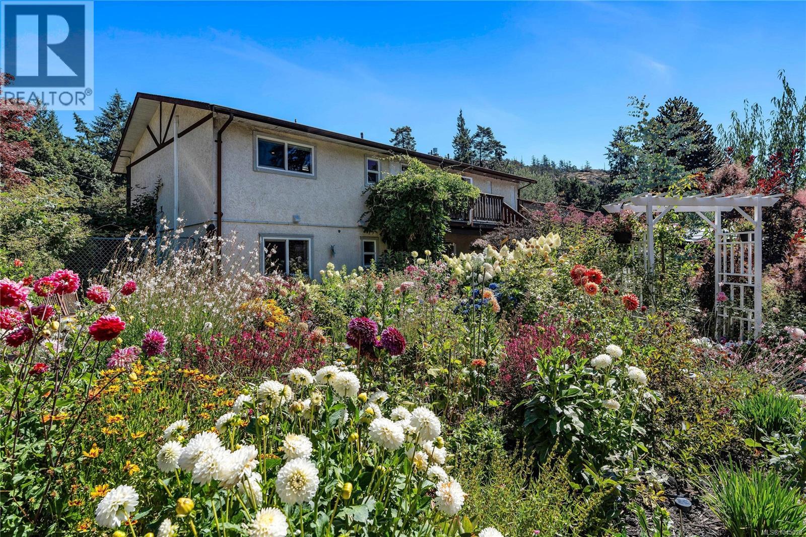 619 Sandra Pl - Image 52