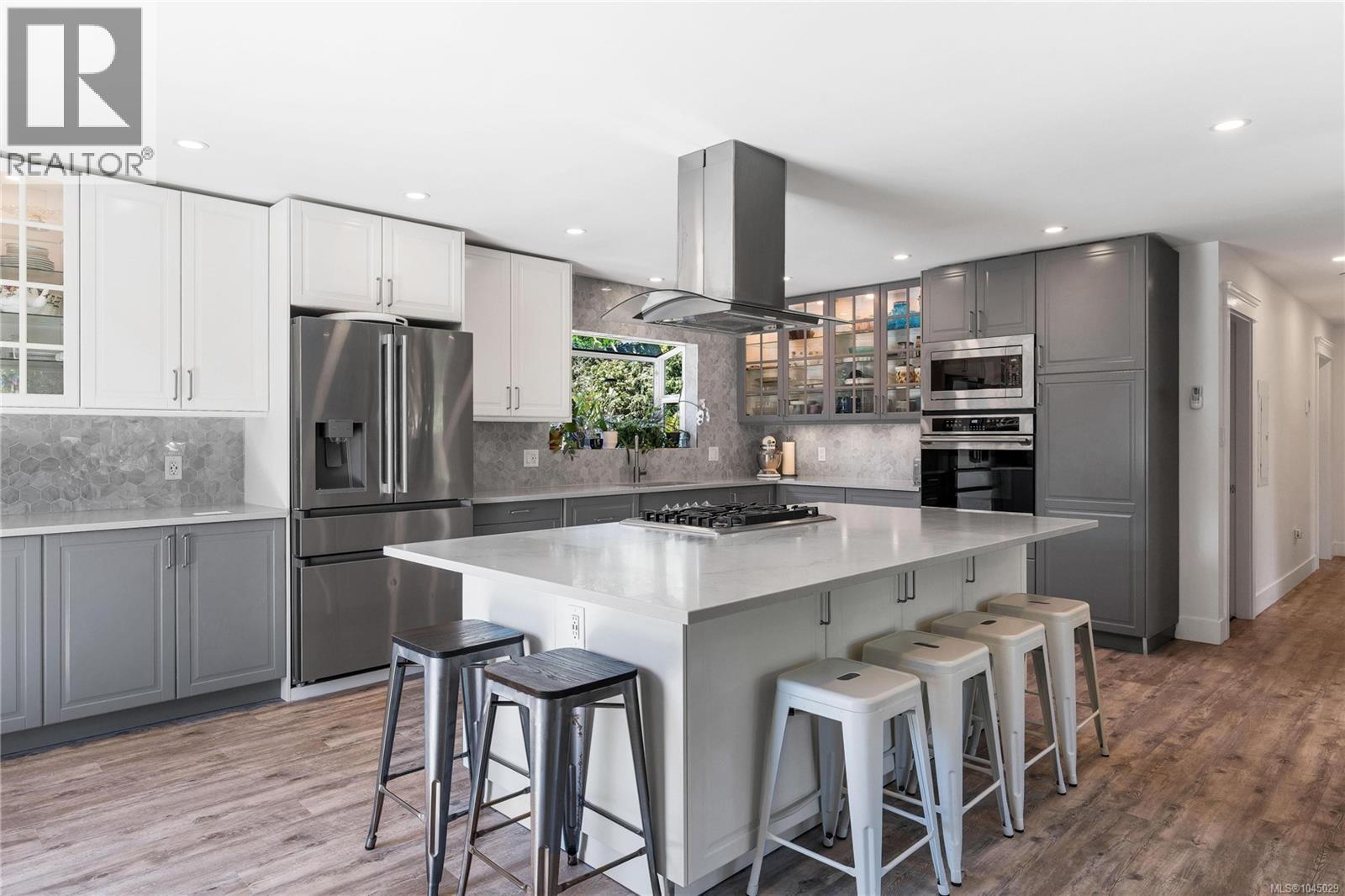 619 Sandra Pl - 8
