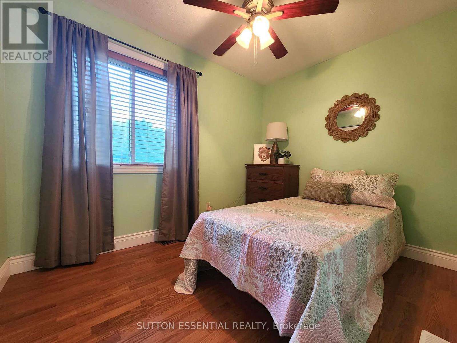 1223 HALLECKS ROAD S - 23