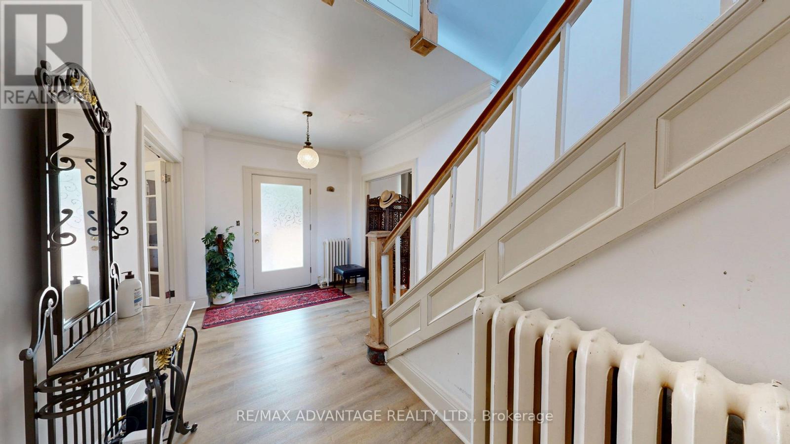 4 FARLEY PLACE - 25