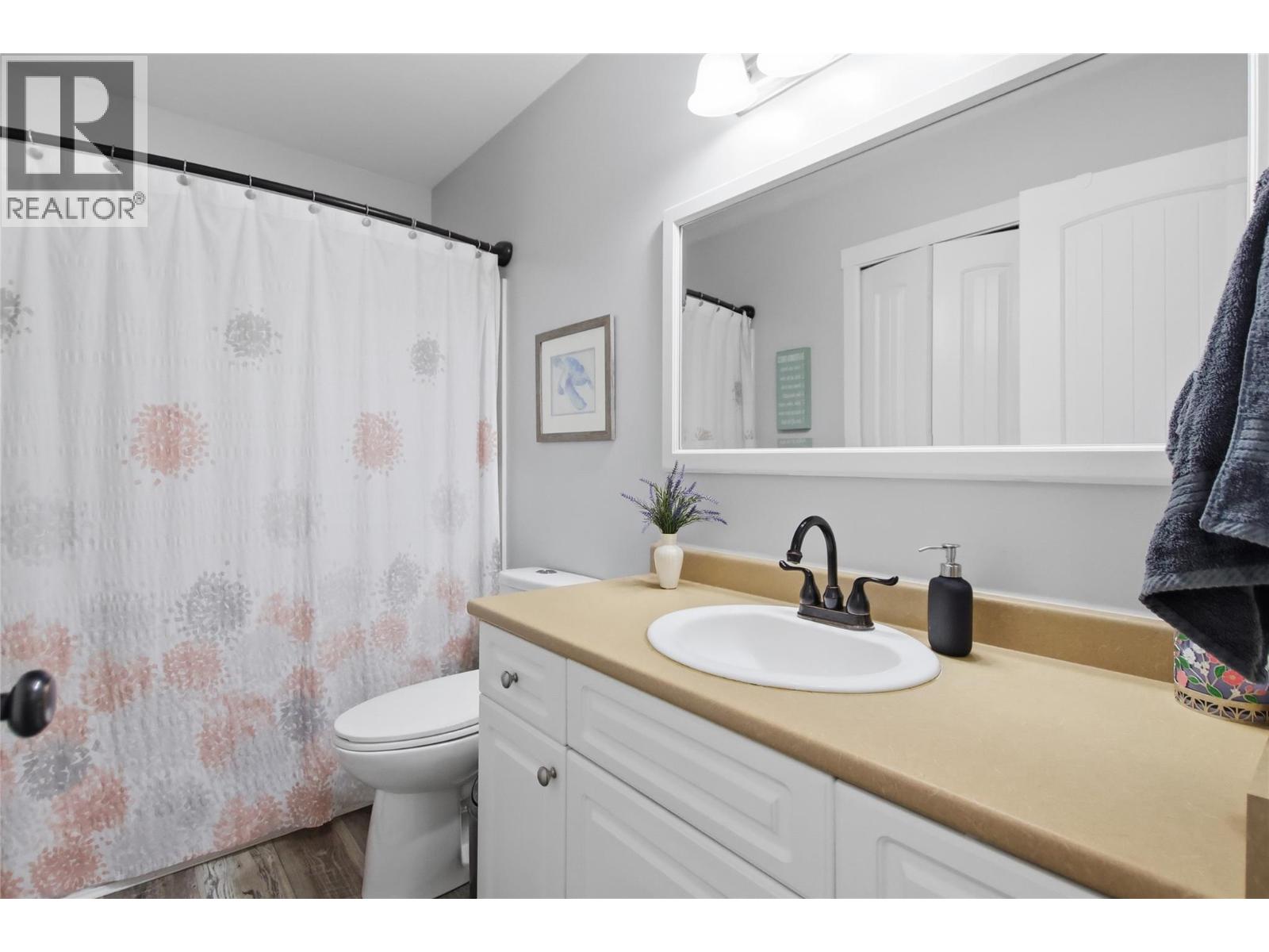 1907 Snowberry Crescent - 16