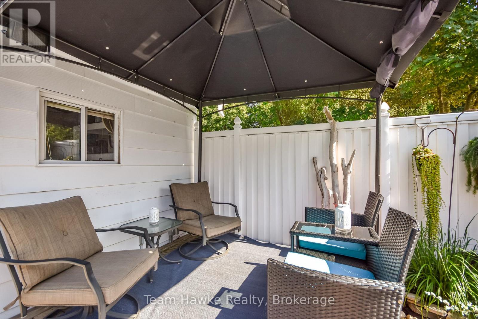 25 LUCY STREET - Image 40