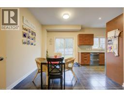 Kitchen - 28 Glendarling Crescent, Stoney Creek, ON L8E0A9 Photo 8