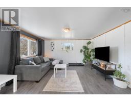 90 Oak Park Road, East Pubnico, NS B0W2A0 Photo 11