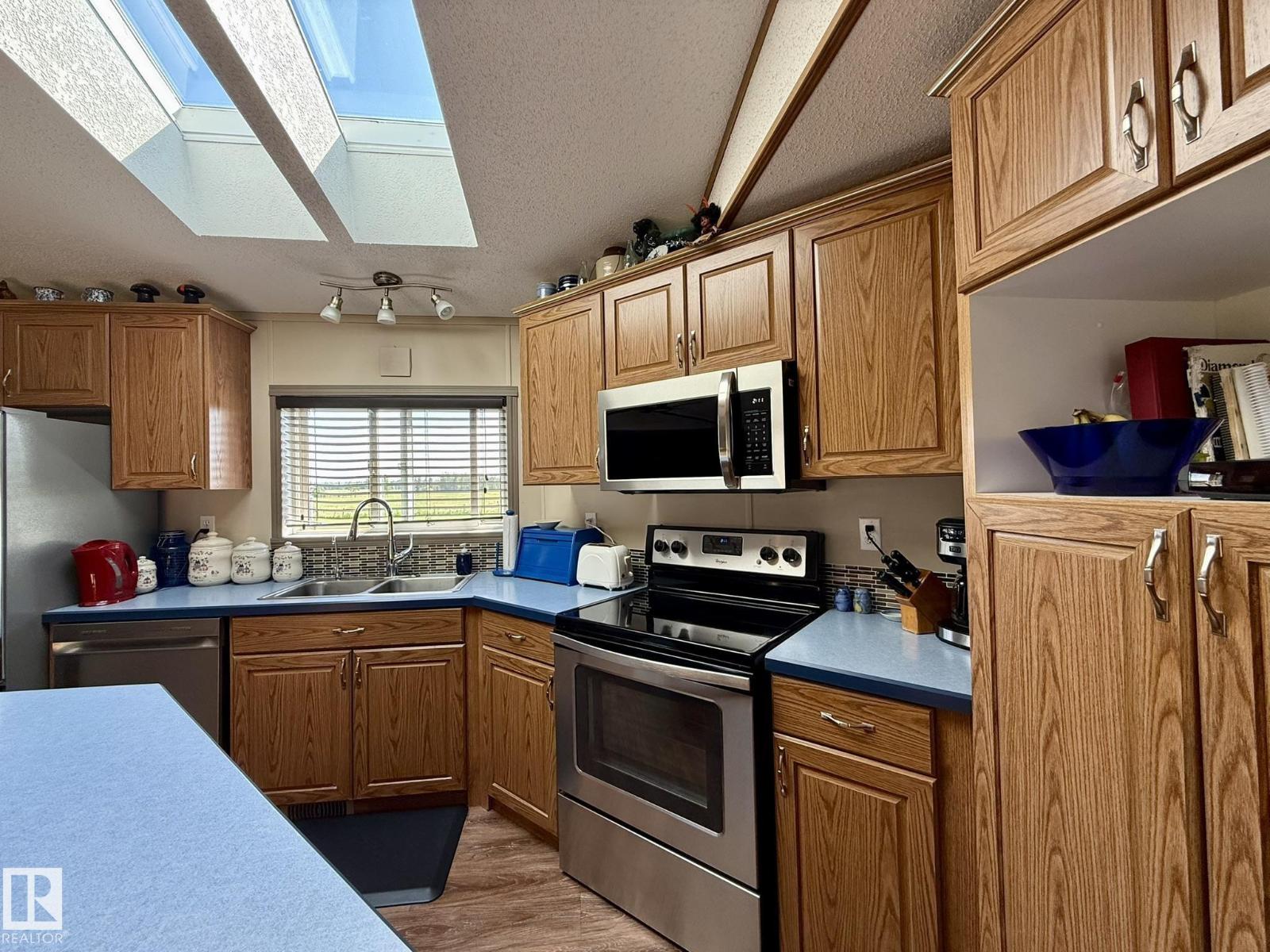 49327 RGE RD 53 - Image 25