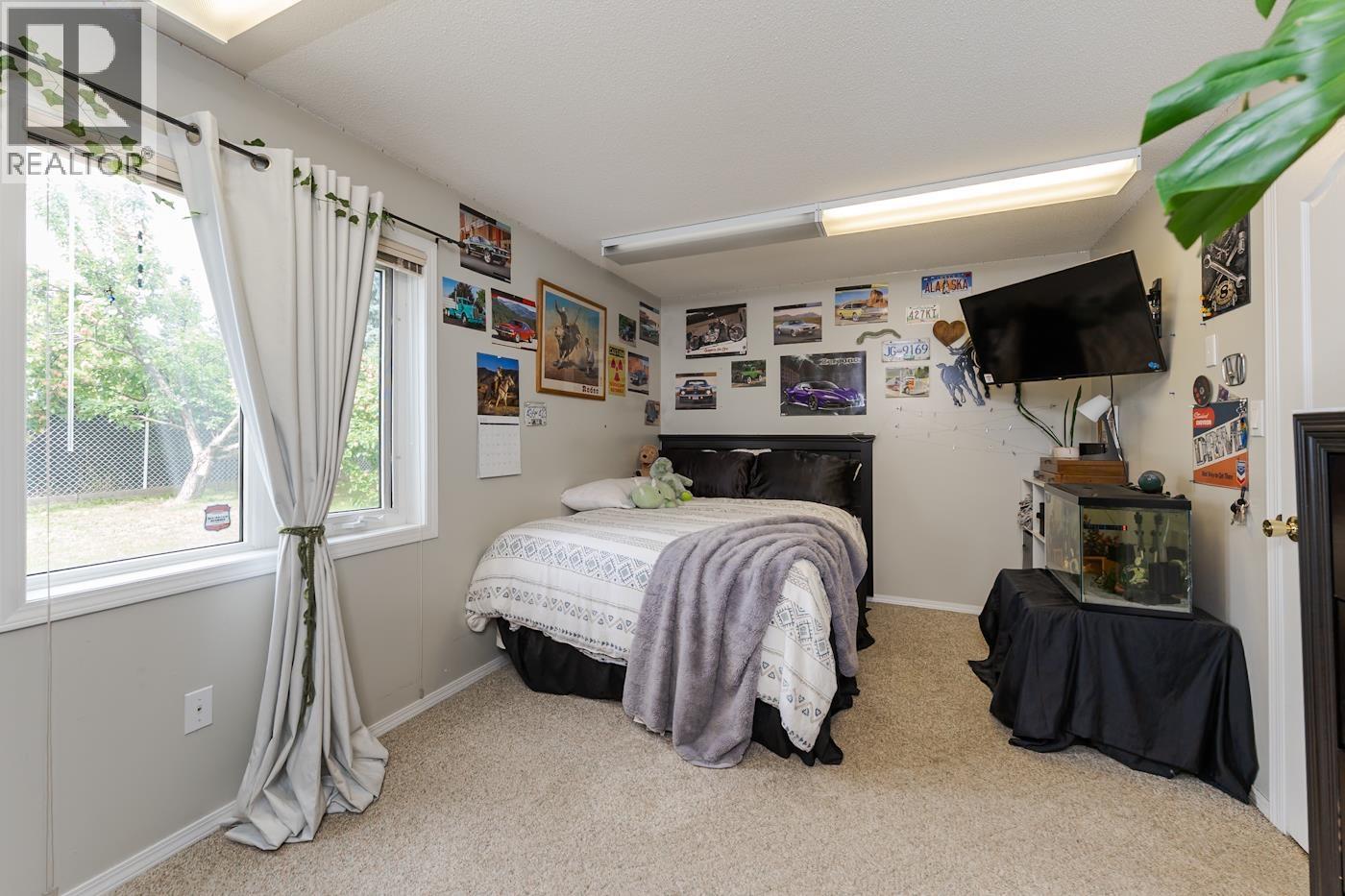 Bathroom of 2560 PARENT ROAD · Prince George, BC