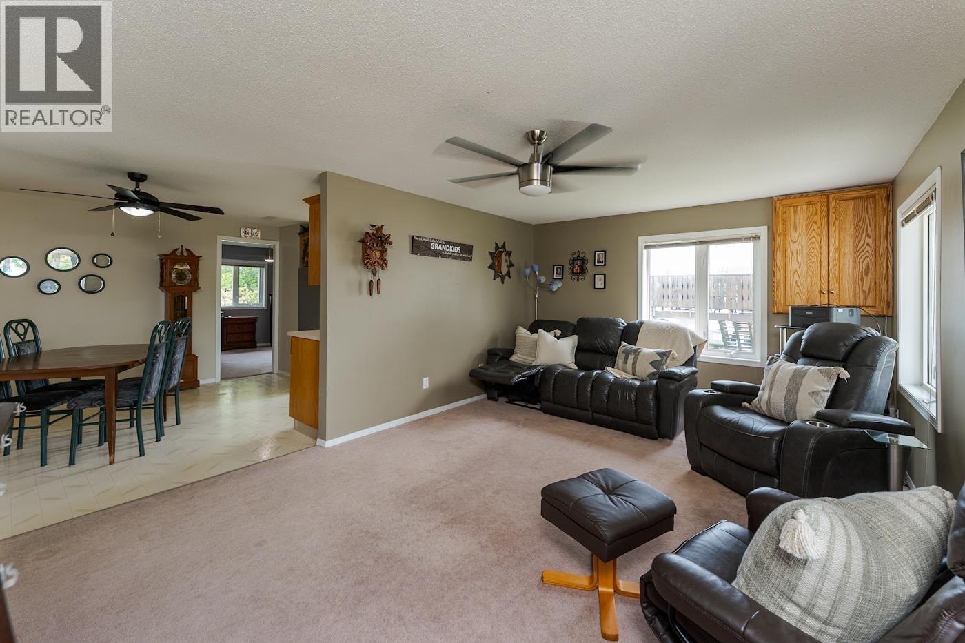 Photo 9 of 41 — 2560 PARENT ROAD · Prince George, BC
