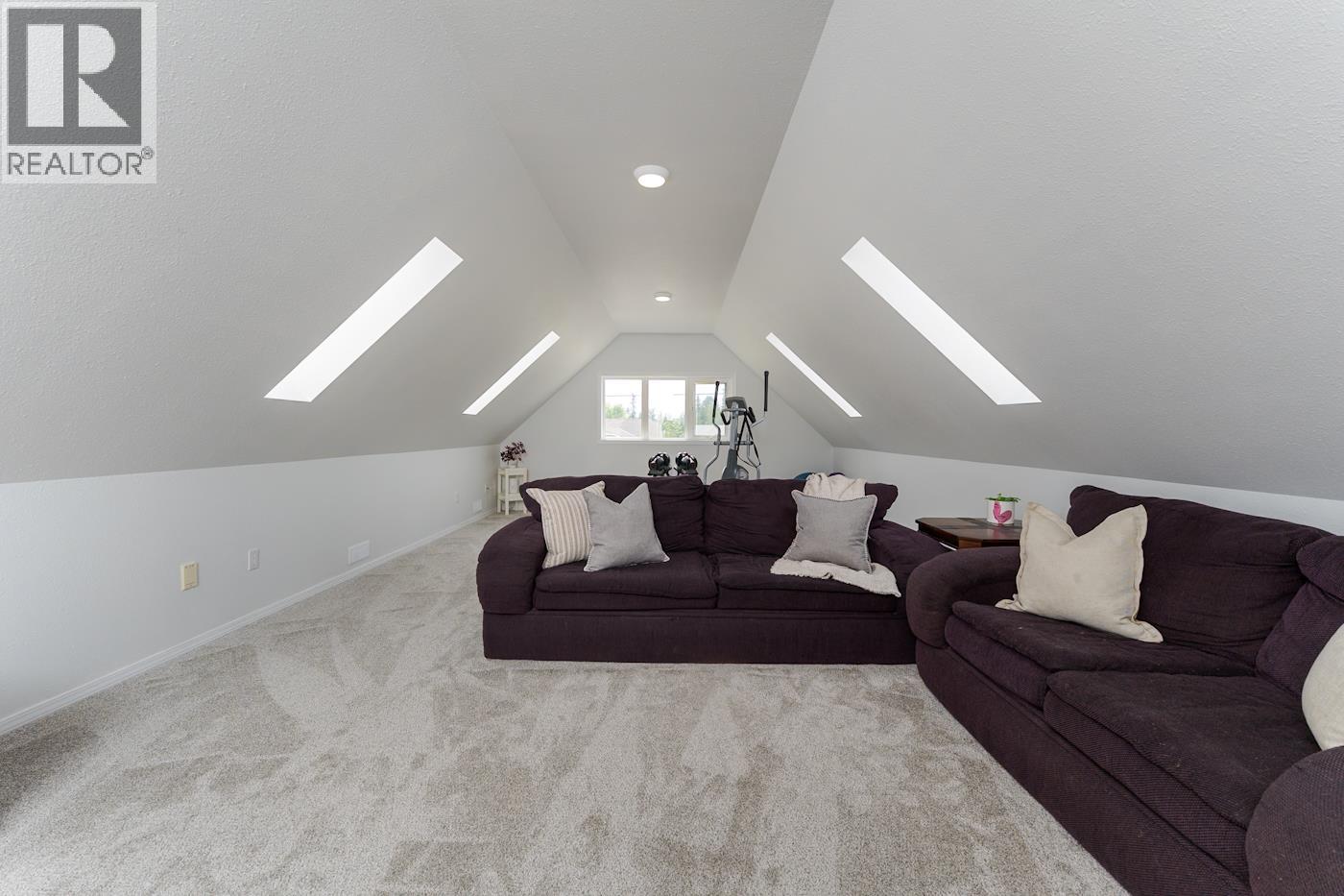 Photo 36 of 41 — 2560 PARENT ROAD · Prince George, BC