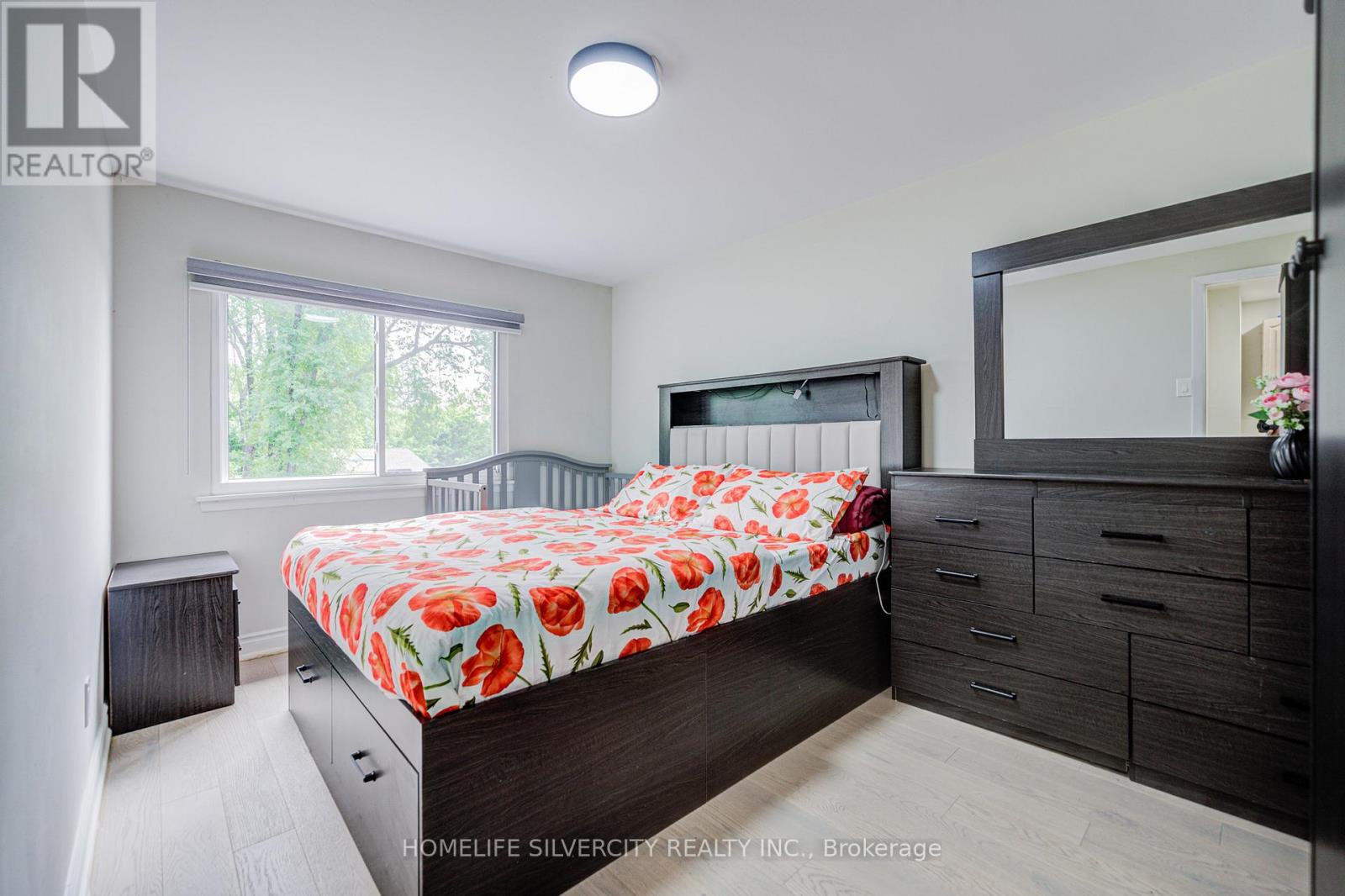 160 PURVIS CRESCENT - 11