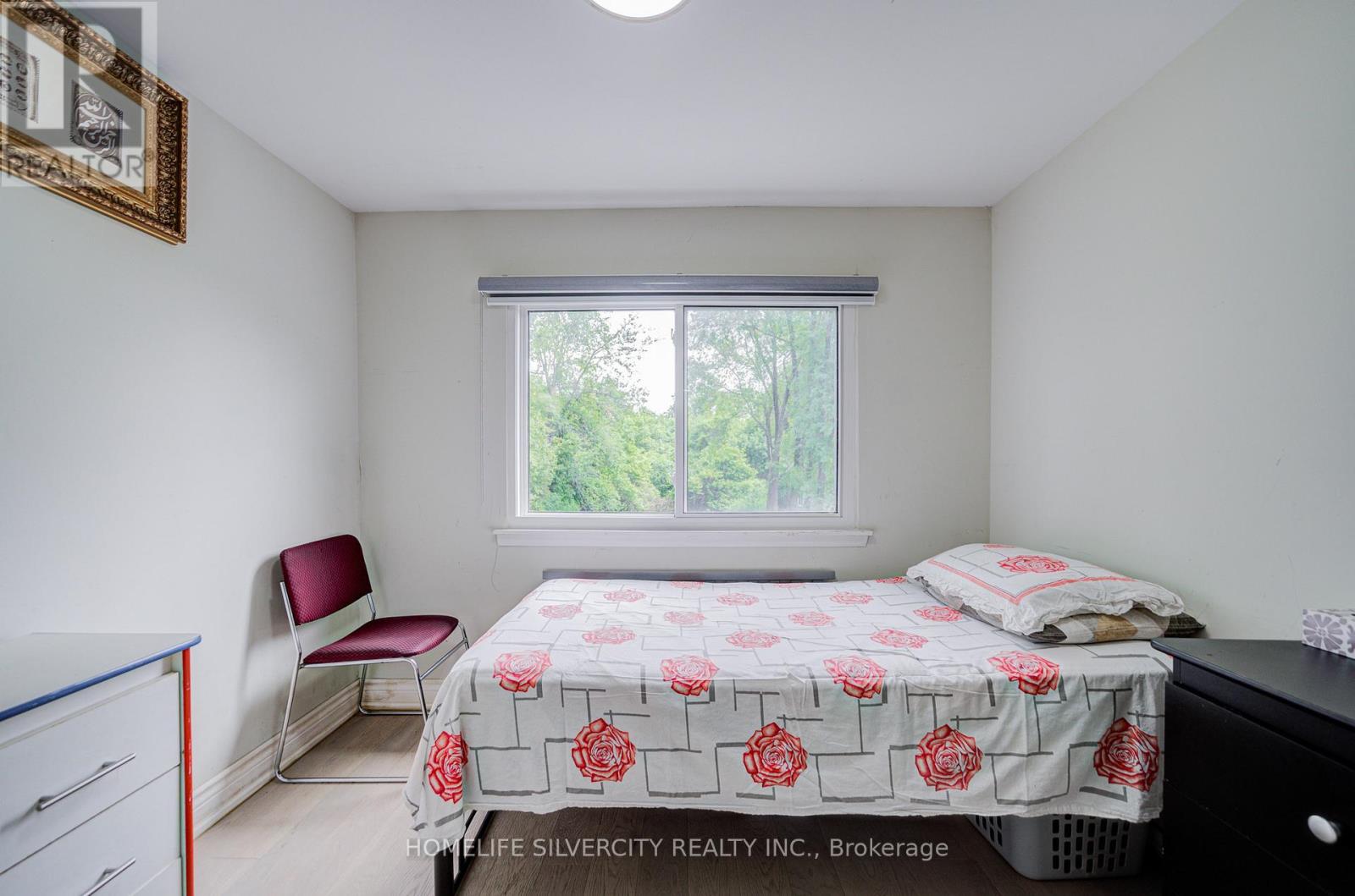 160 PURVIS CRESCENT - 12