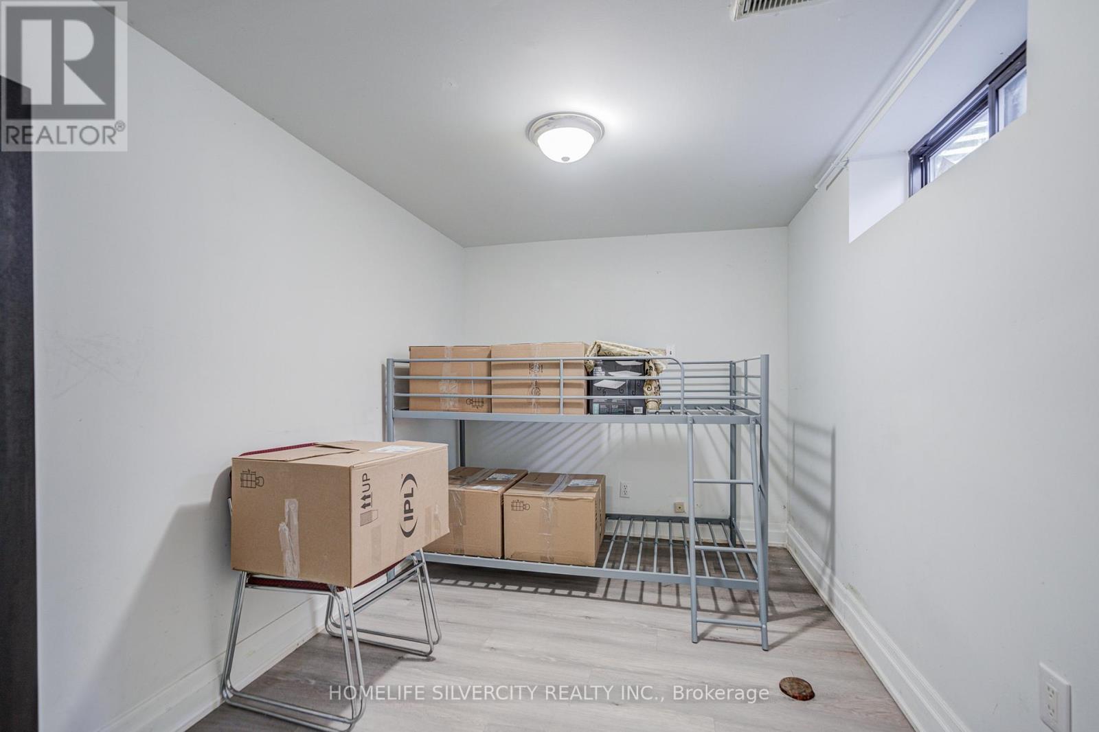 160 PURVIS CRESCENT - 19