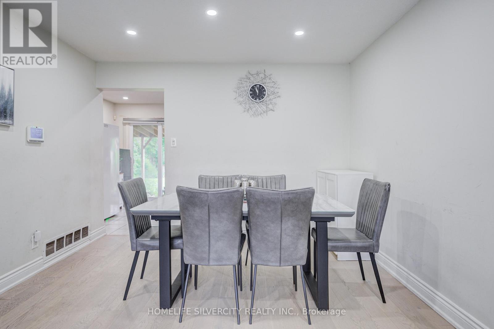 160 PURVIS CRESCENT - 3