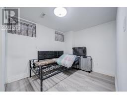 160 Purvis Crescent, Toronto, ON M1B1H9 Photo 21