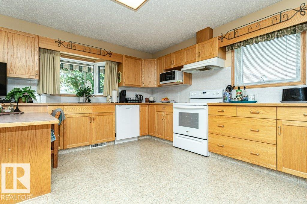 #1 CENTURY VILLAS WY - Image 6