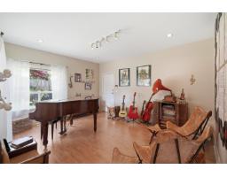 9899 181 Street, Surrey, BC V4N4V6 Photo 15