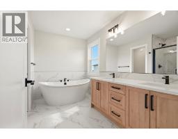435 Kinniburgh Loop, Chestermere, AB T1X3C4 Photo 29