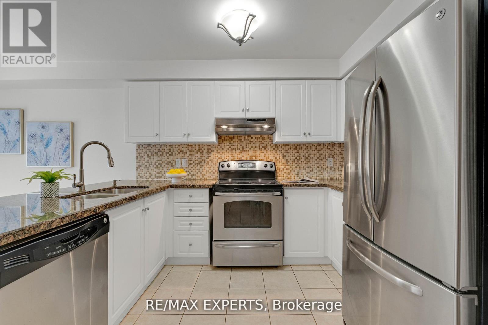 #61 19 FOXCHASE AVENUE - 11