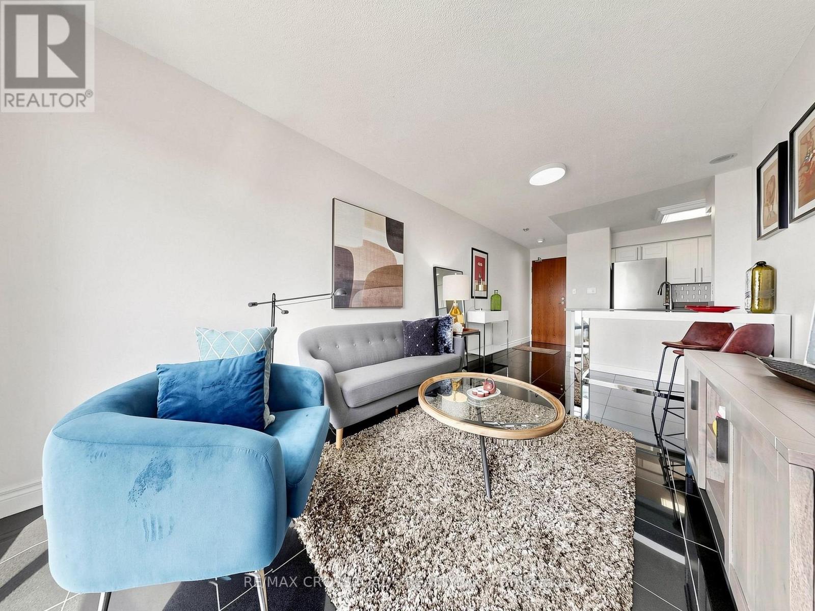 #713 3 ELLESMERE STREET - 11