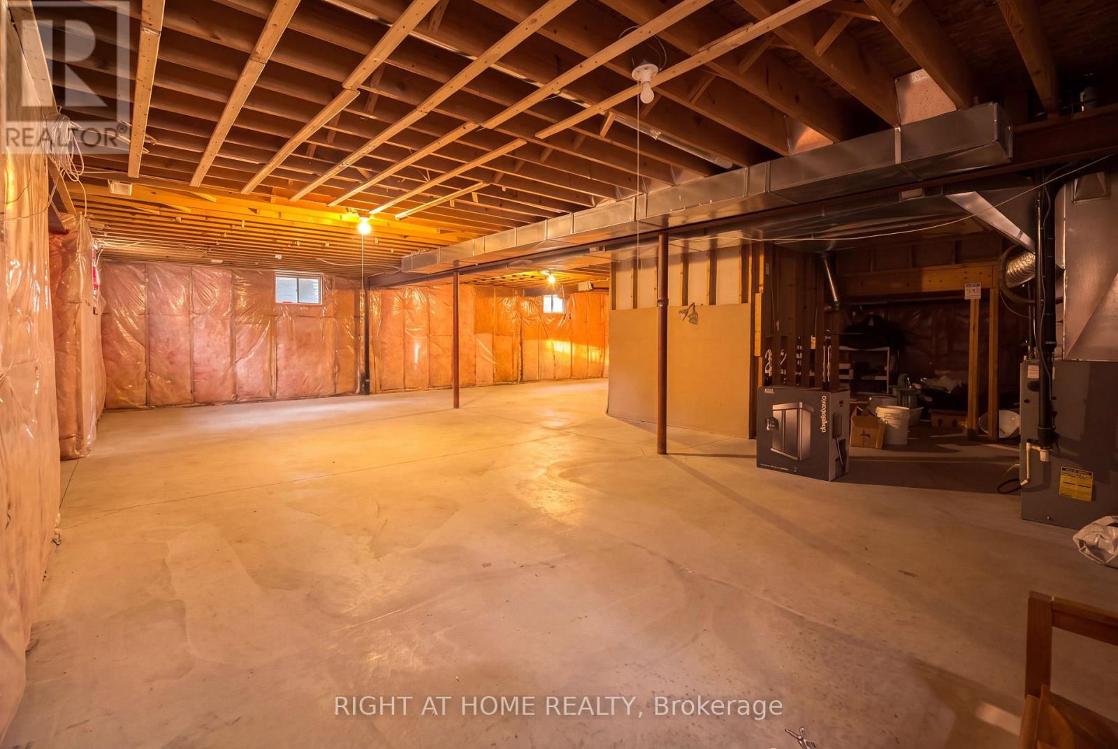52 PRINCE WILLIAM WAY - 49