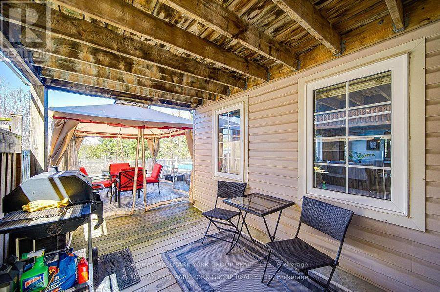 26 REGALIA WAY - Image 34