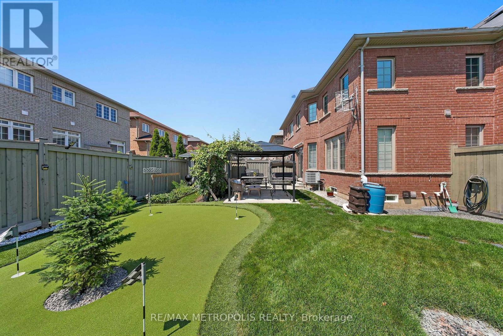 2 BRENTWICK DRIVE - Image 47