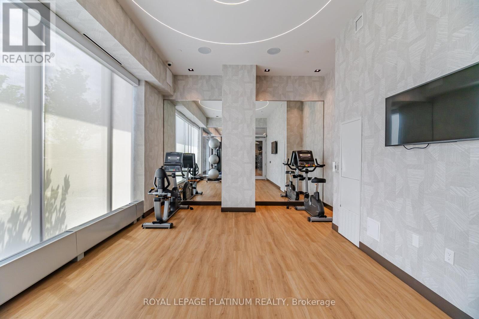 #311 412 SILVER MAPLE ROAD - Image 40