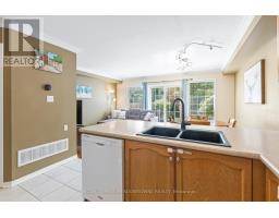 136 Dominion Gardens Drive, Halton Hills, ON L7G6B6 Photo 11
