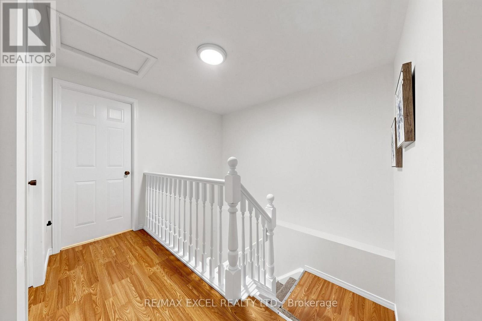 548 MARINER DRIVE - 23