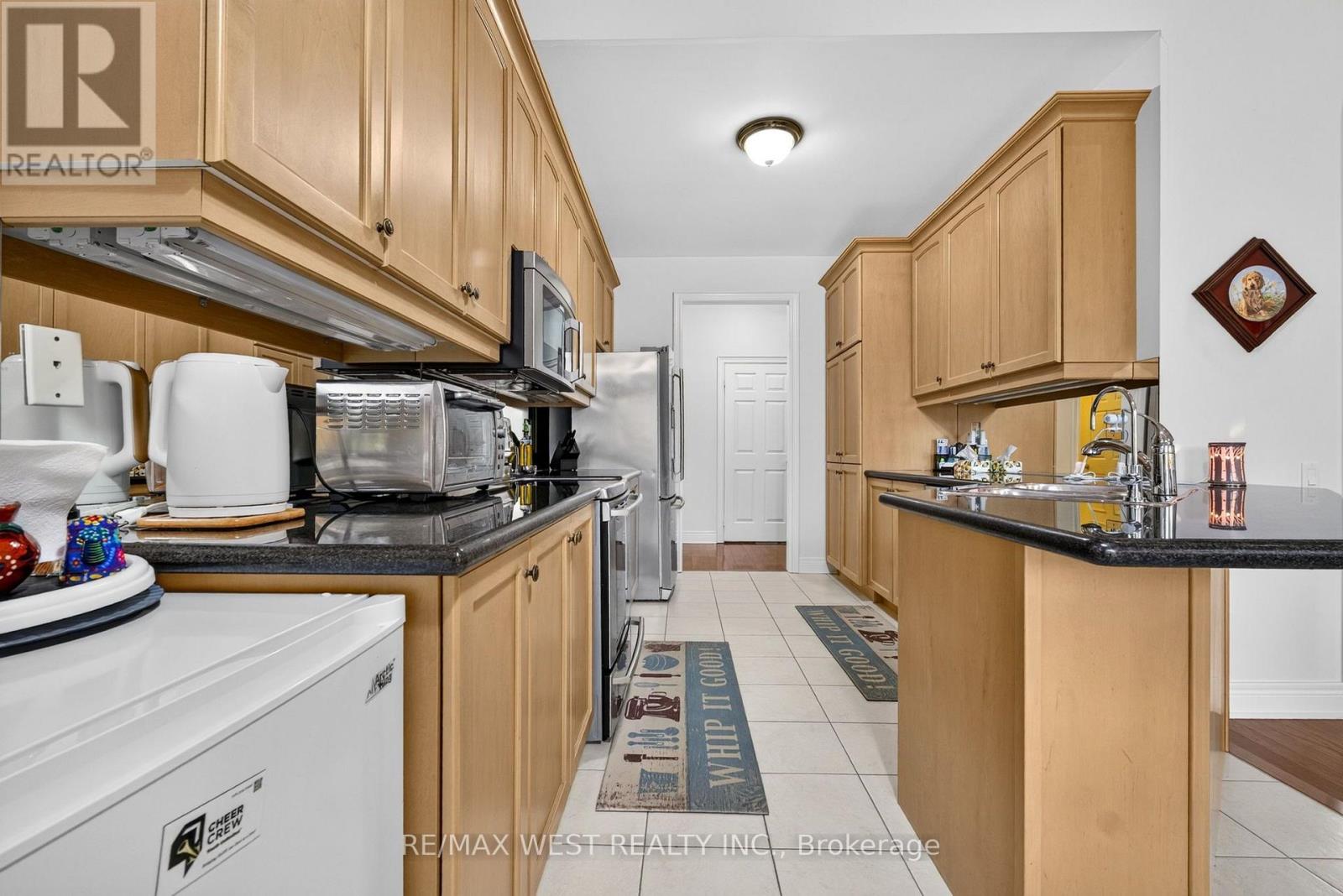 1 POTTS LANE - 17