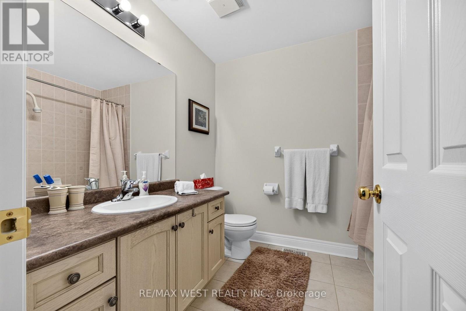 1 POTTS LANE - Image 40