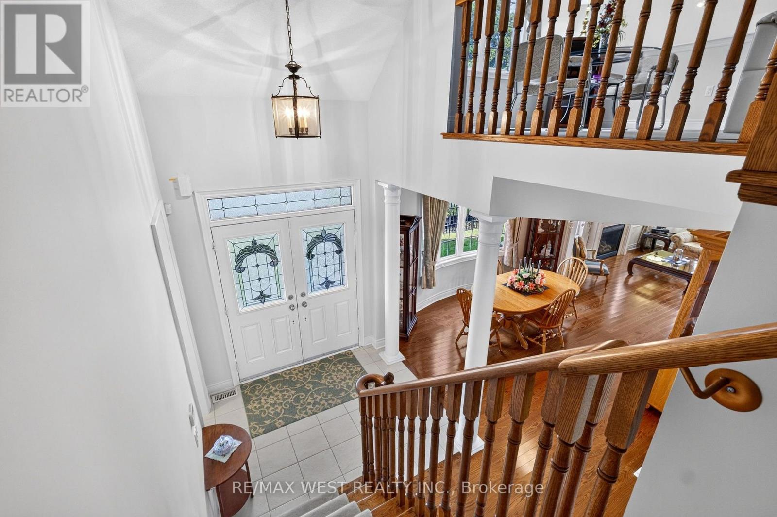 1 POTTS LANE - Image 9