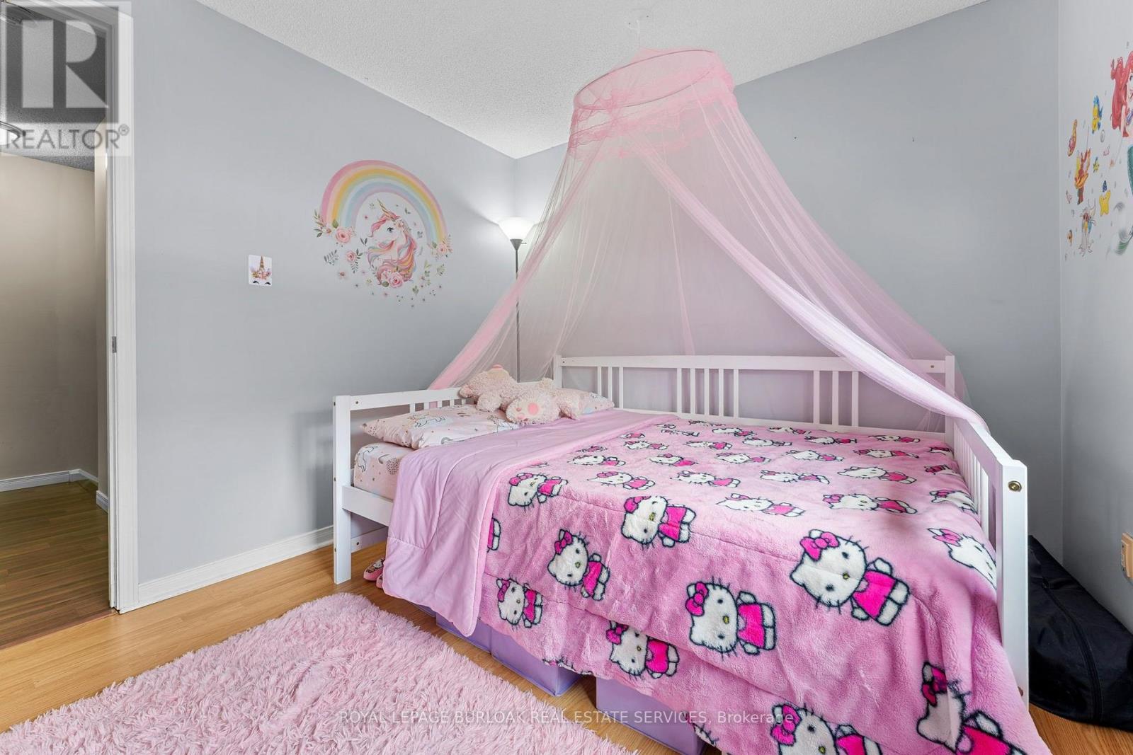 #12 465 BEECHWOOD PLACE - 24