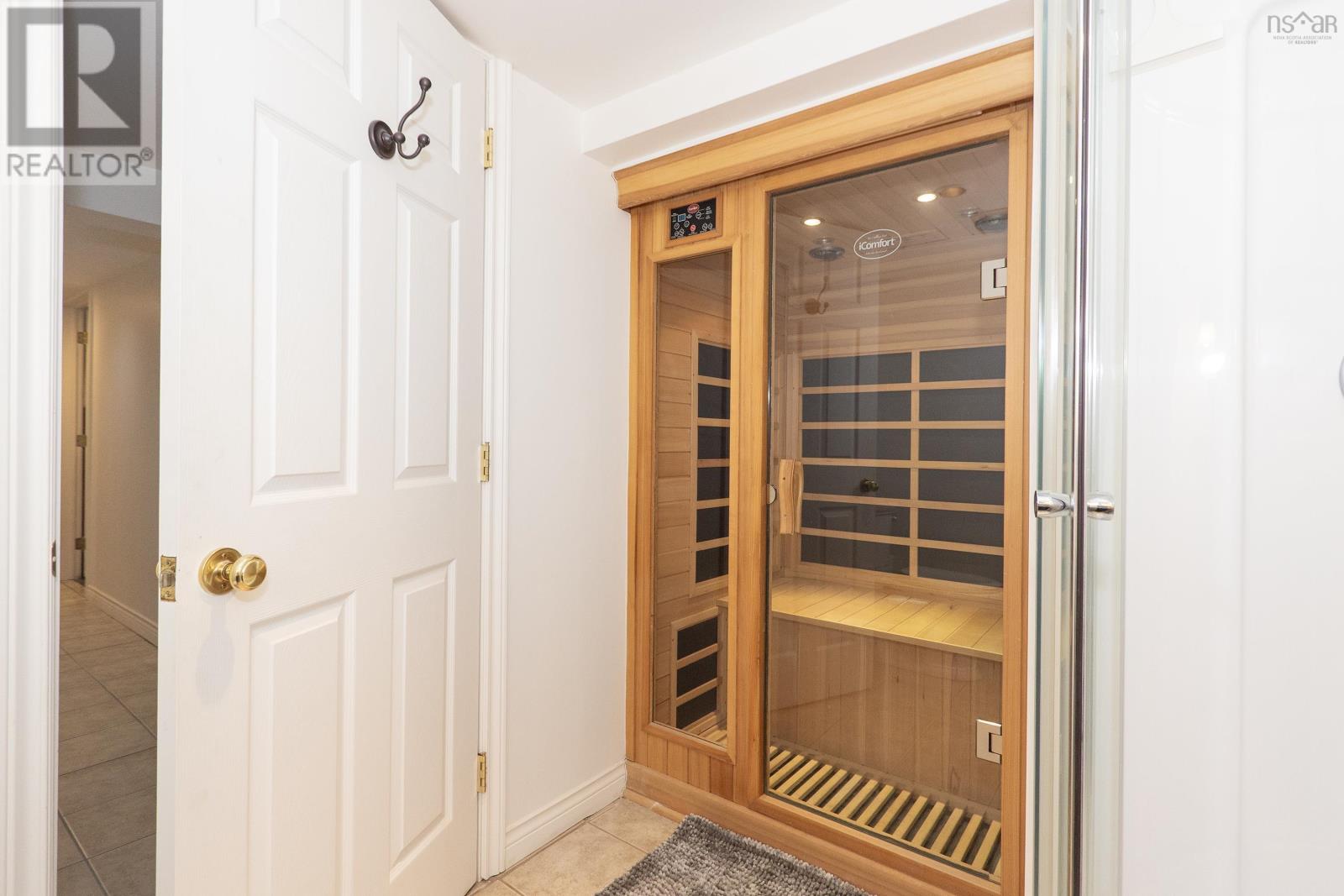Property 33 of 48 of 2 Lamy Street