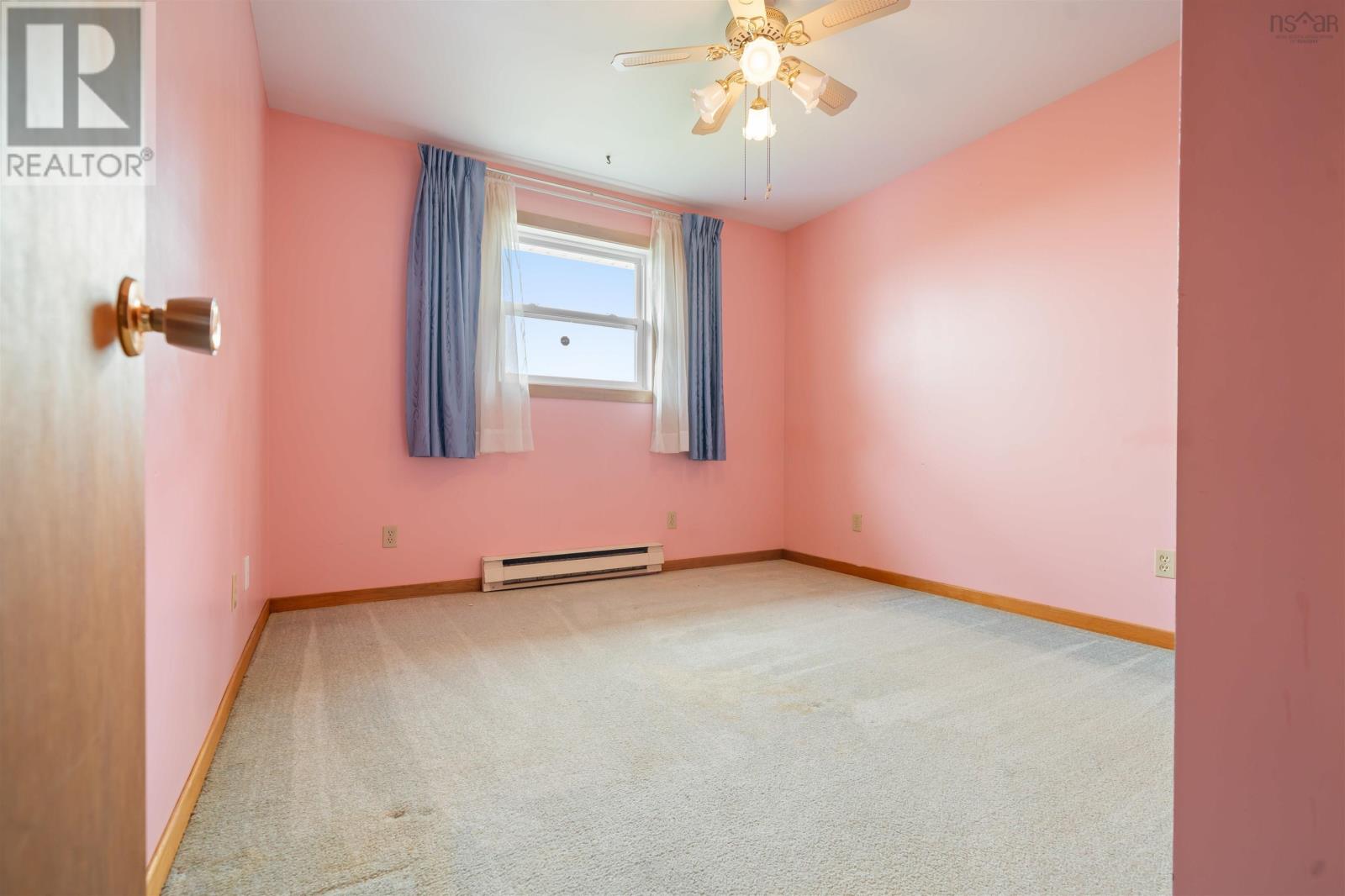9 Anderson Court - 18
