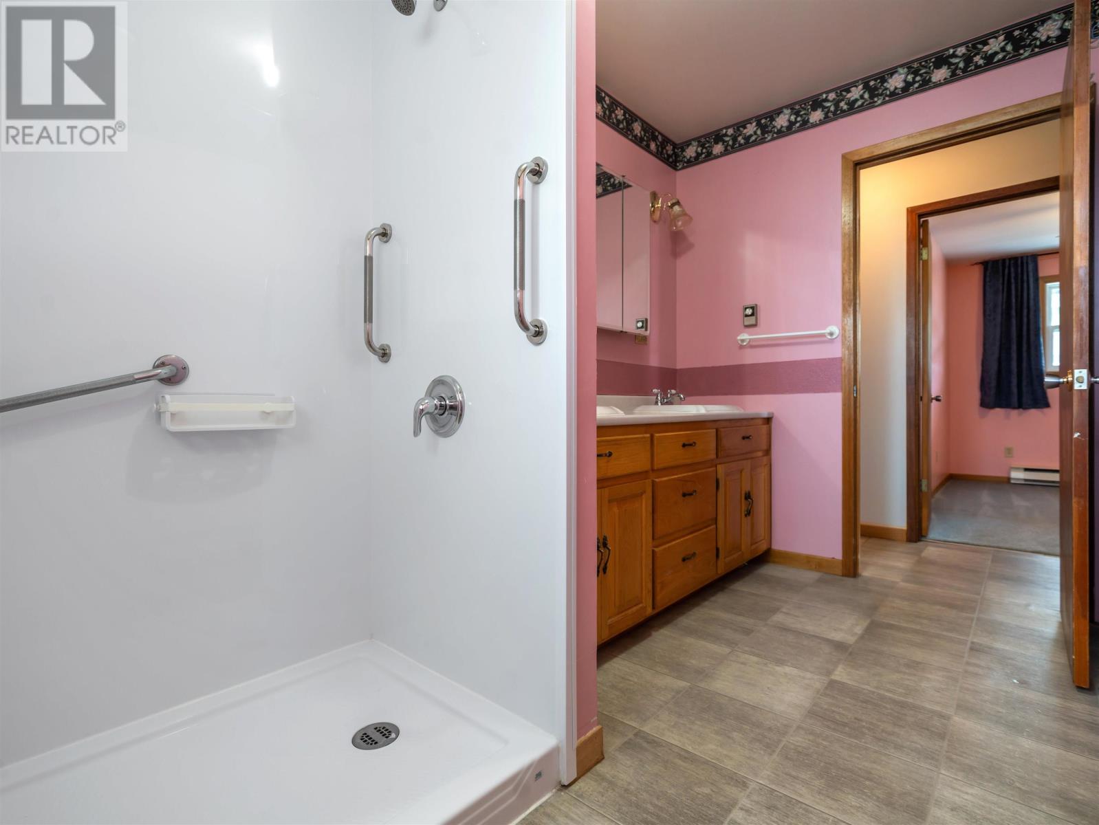 9 Anderson Court - 22