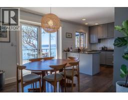 7918 Swanson View Dr, Pender Island, BC V0N2M2 Photo 15