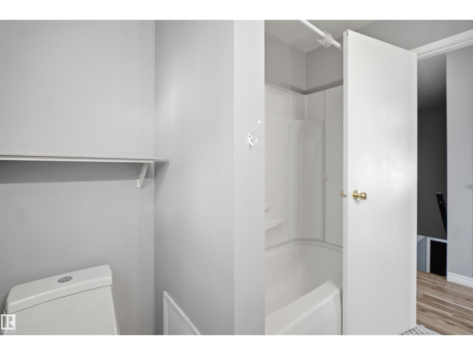 3432 HILL VIEW CR NW - 33