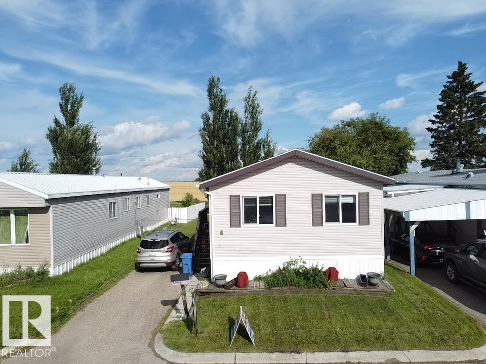 #56 4202 45 ST - 2