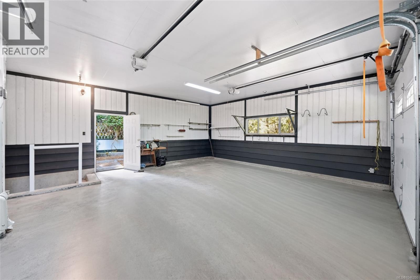 850 Village Way, Qualicum Beach
