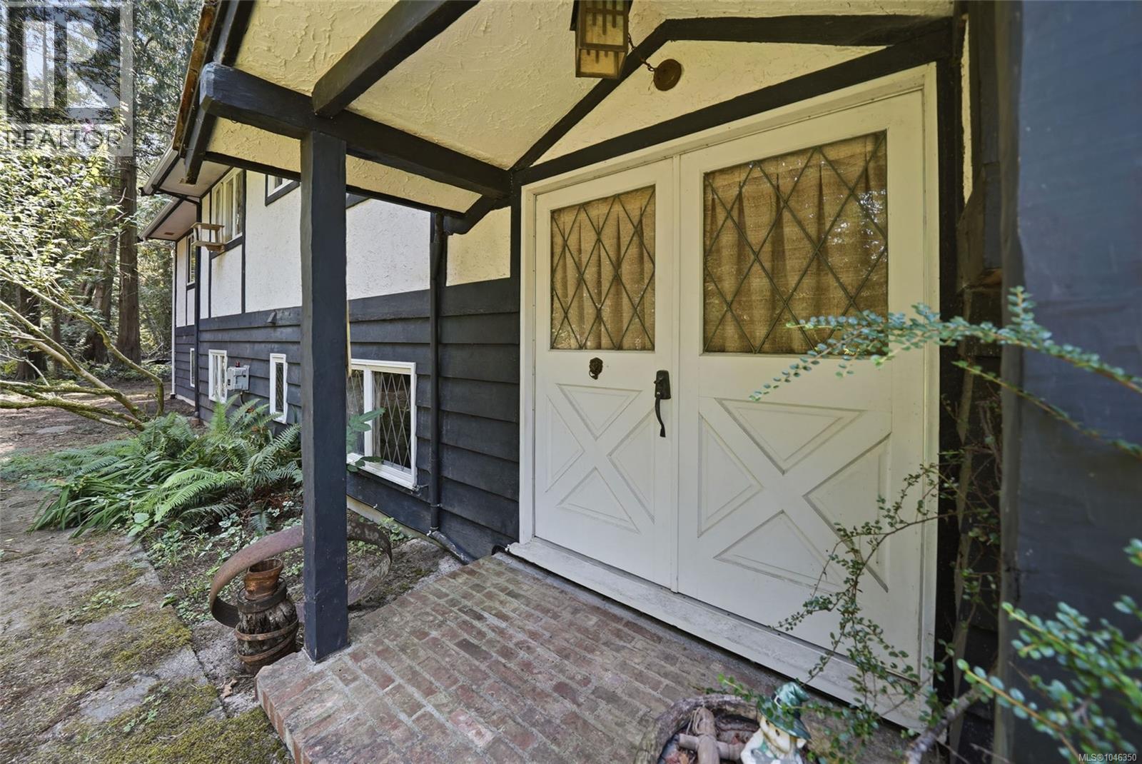 850 Village Way - 45