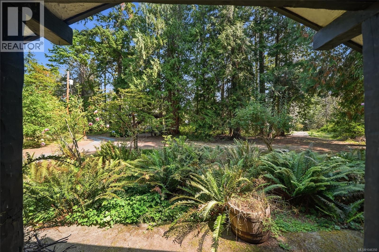 850 Village Way, Qualicum Beach