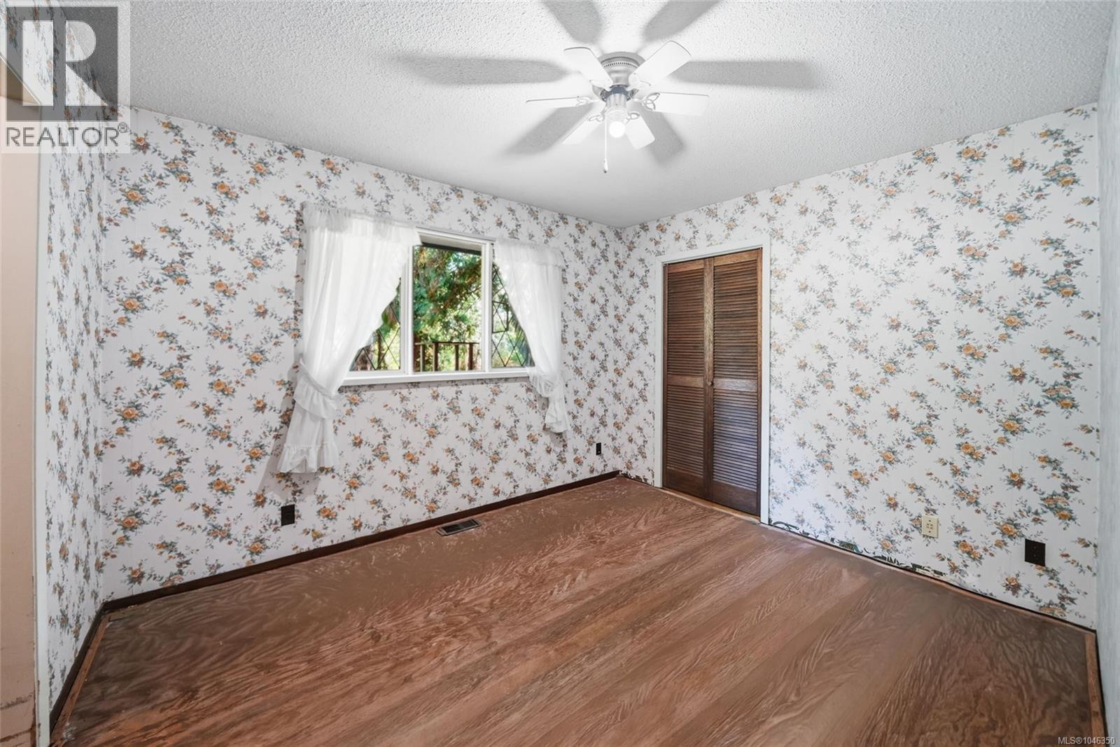 850 Village Way, Qualicum Beach