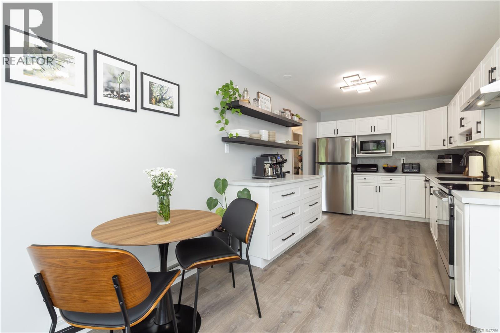 5824 Carrington Rd - 14