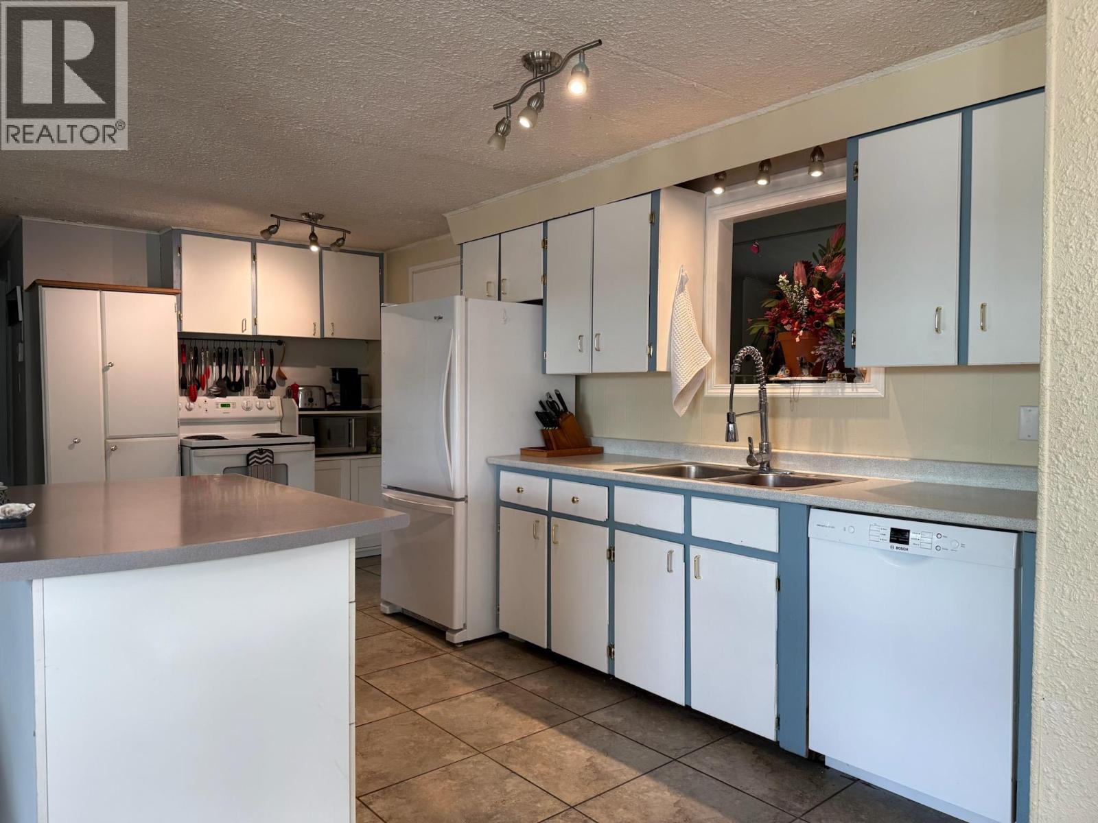 1332 66th Street - 11