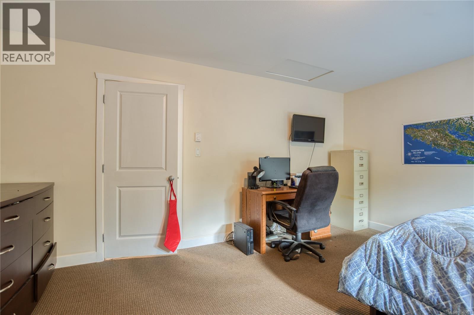 543 Bradley St - 27